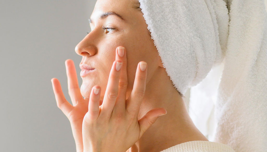 7 Essential Steps for a Skincare Routine: Complete Morning to Night Guide